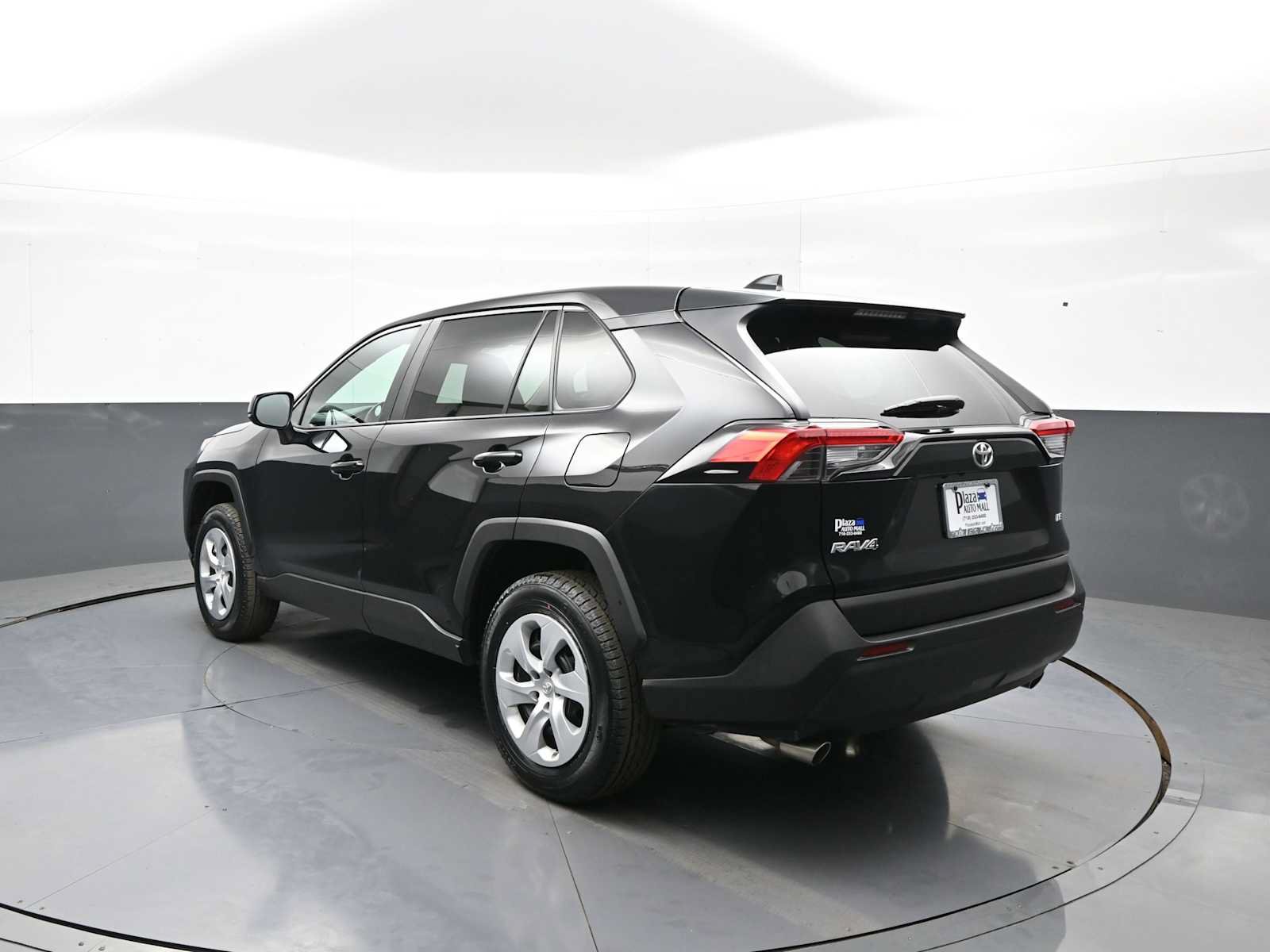 Used 2025 Toyota RAV4 LE FWD image 8