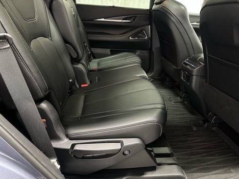 Used 2023 INFINITI QX60 Sensory w/ Cargo Package image 53