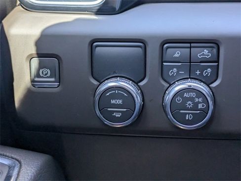 Used 2024 GMC Sierra 1500 Denali image 29