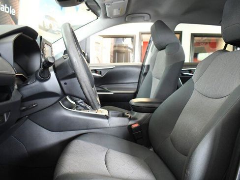 Used 2020 Toyota RAV4 XLE w/ All Weather Liner Package AWD/4WD image 24
