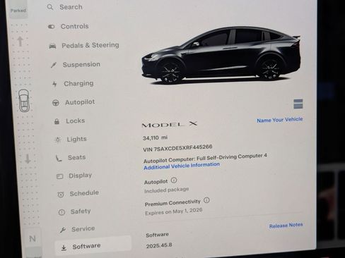 Used 2024 Tesla Model X image 40