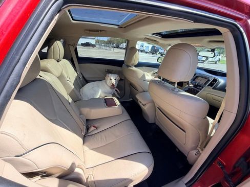 Used 2012 Toyota Venza Limited w/ Tow Pkg FWD image 13