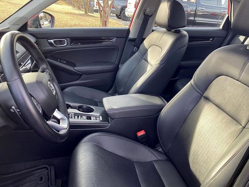 Used 2023 Honda Civic Touring image 11