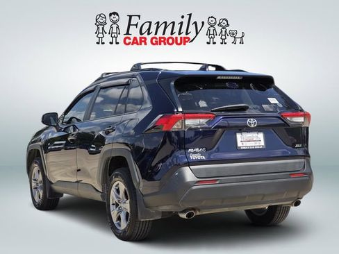 Used 2022 Toyota RAV4 XLE FWD image 3