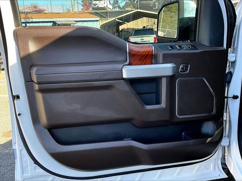 Used 2016 Ford F150 King Ranch w/ Equipment Group 601A Luxury image 21