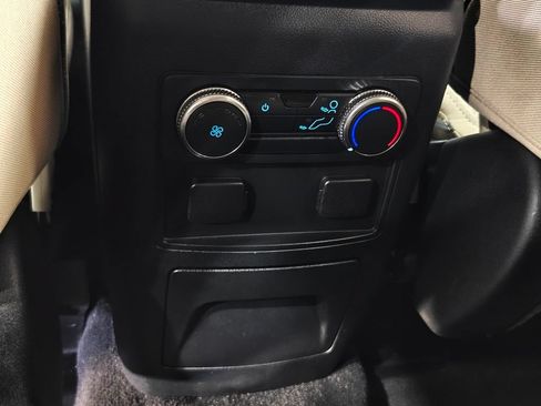 Used 2022 Ford Explorer 4WD image 26