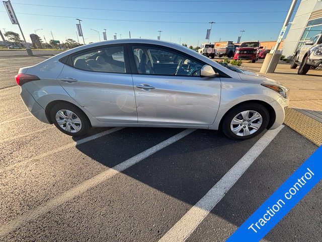 Used 2016 Hyundai Elantra SE FWD image 7