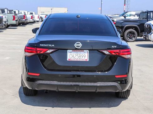 Used 2022 Nissan Sentra SV w/ Trunk Package FWD image 7