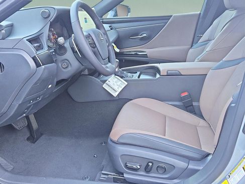 New 2025 Lexus ES 350 w/ Premium Package image 7