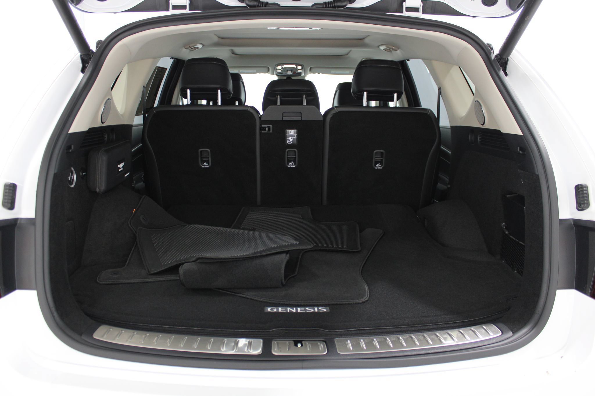 Used 2023 Genesis GV80 3.5T w/ Advanced Package AWD/4WD image 19