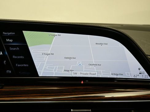 Used 2023 Cadillac Escalade ESV Premium Luxury image 23