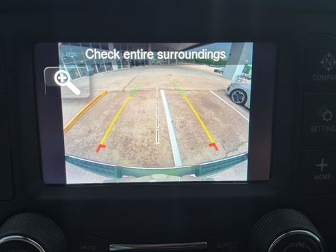 Used 2022 RAM 1500 Big Horn AWD/4WD image 5