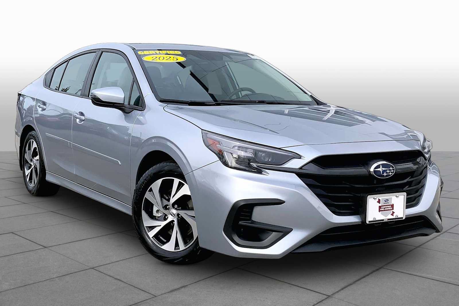 Used 2025 Subaru Legacy Premium AWD/4WD image 3