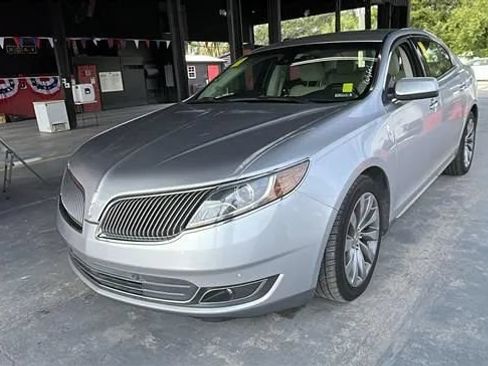 Used 2013 Lincoln MKS FWD image 11