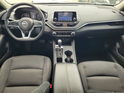 Used 2022 Nissan Altima 2.5 S FWD image 13