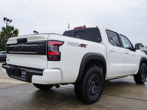 Used 2026 Nissan Frontier PRO-4X AWD/4WD image 4