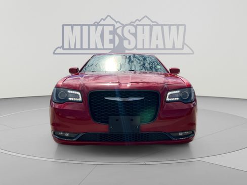 Used 2017 Chrysler 300 S w/ 300S Premium Group AWD/4WD image 8