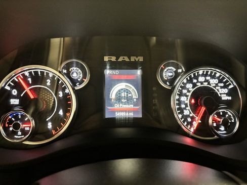 Used 2024 RAM 2500 Big Horn image 12