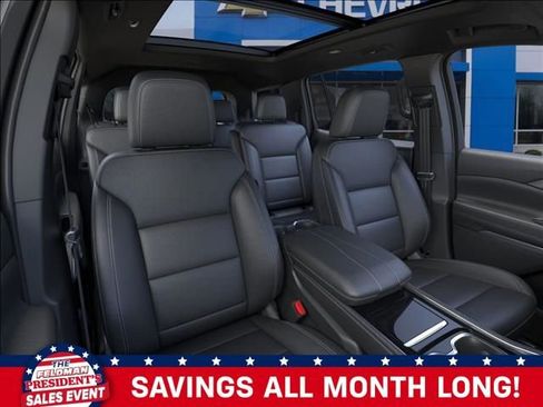 New 2026 Chevrolet Traverse LT w/ Sun and Wheel Package image 16