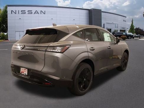 New 2025 Nissan Murano SV w/ Cargo Package image 2