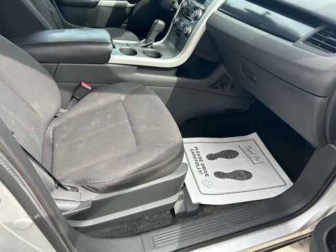 Used 2011 Ford Edge SE w/ 101A Rapid Spec Order Code image 12