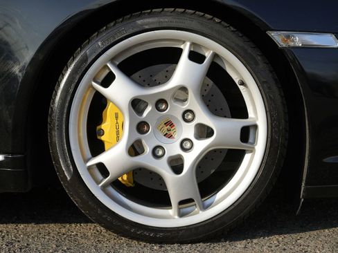 Used 2006 Porsche 911 Carrera S RWD image 11