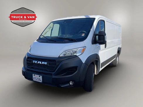 Used 2025 RAM ProMaster 2500 w/ Convenience Group FWD image 48