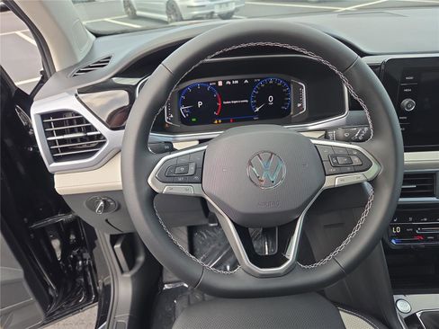 New 2025 Volkswagen Taos SEL image 16