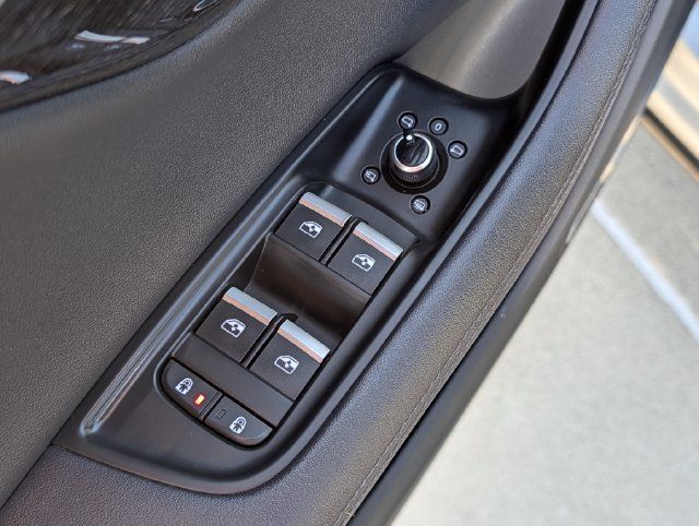 Used 2024 Audi Q7 3.0T Premium Plus AWD/4WD image 21