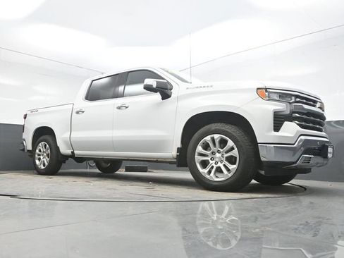 Used 2023 Chevrolet Silverado 1500 LTZ AWD/4WD image 25