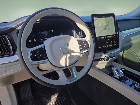 New 2026 Volvo XC60 B5 Ultra w/ Protection Package Premier image 24
