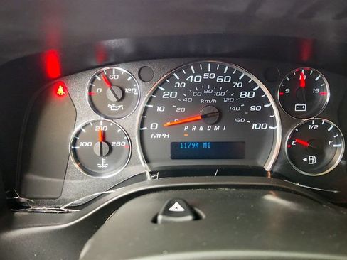 Used 2025 GMC Savana 2500 w/ Driver Convenience Package RWD image 12