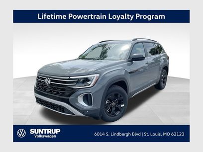 New 2025 Volkswagen Atlas Peak Edition SE