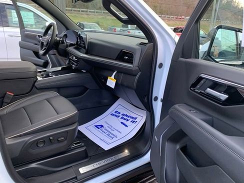 New 2026 Chevrolet Tahoe Premier w/ Sun And Tow Package image 19