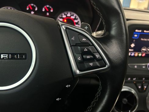Used 2022 Chevrolet Camaro LT image 18