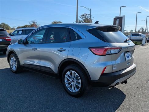 Certified 2021 Ford Escape SE w/ Cold Weather Package image 6