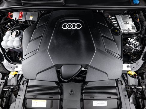 Certified 2024 Audi Q7 3.0T Premium Plus AWD/4WD image 20