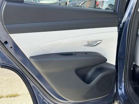 Used 2025 Hyundai Tucson SEL FWD image 13