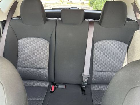 Used 2025 Kia Soul LX w/ LX Technology Package FWD image 34