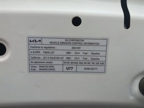 Certified 2024 Kia Sportage EX FWD image 34