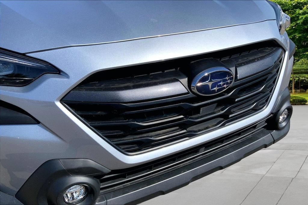 Used 2025 Subaru Outback Premium AWD/4WD image 32