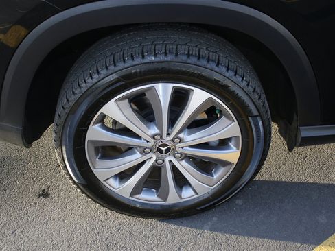 Used 2021 Mercedes-Benz GLE 350 4MATIC image 33