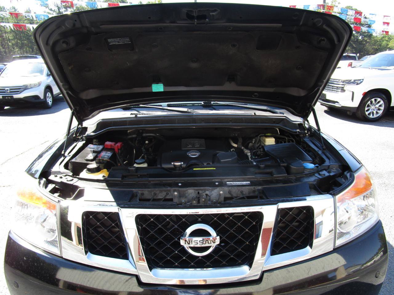 Used 2015 Nissan Armada Platinum RWD image 37