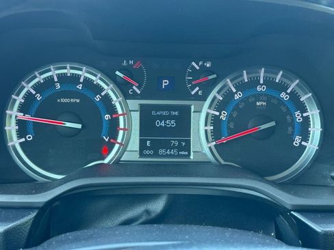 Used 2019 Toyota 4Runner Limited AWD/4WD image 23