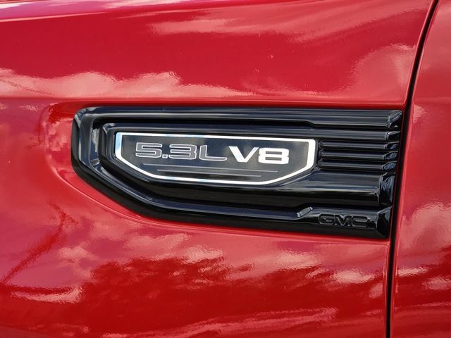 Used 2024 GMC Sierra 1500 Elevation w/ LPO, Elevation Black Package AWD/4WD image 7