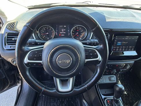 Used 2020 Jeep Compass Latitude FWD image 18