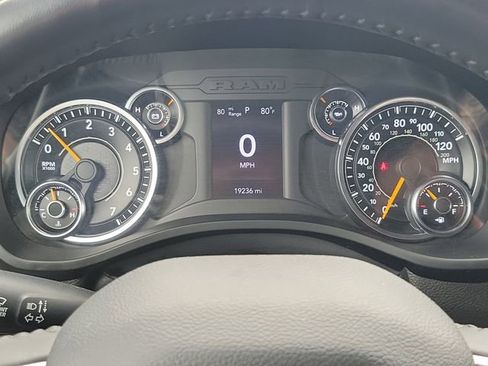 Used 2022 RAM 1500 Big Horn image 24