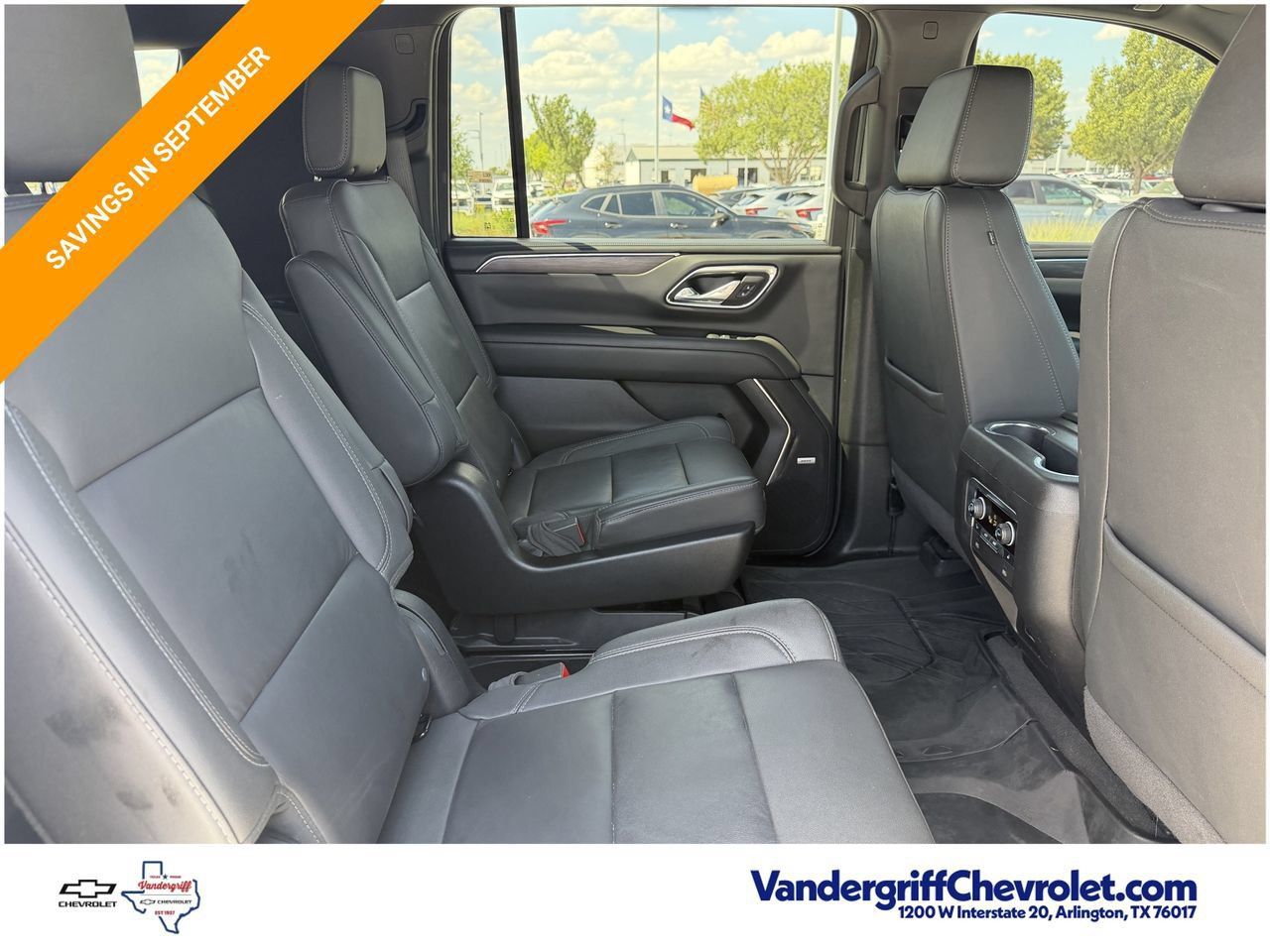 Certified 2024 Chevrolet Suburban Z71 w/ Luxury Package AWD/4WD image 28