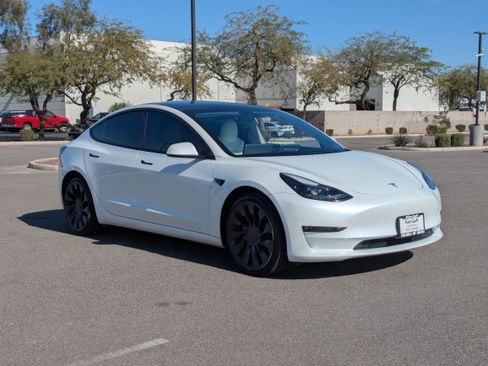 Used 2023 Tesla Model 3 Performance image 7