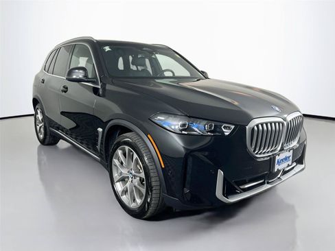 Used 2026 BMW X5 xDrive50e w/ Premium Package AWD/4WD image 8